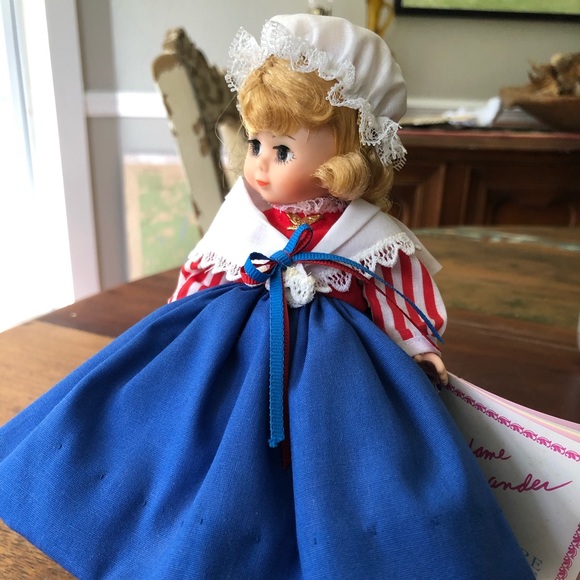 madame alexander international dolls